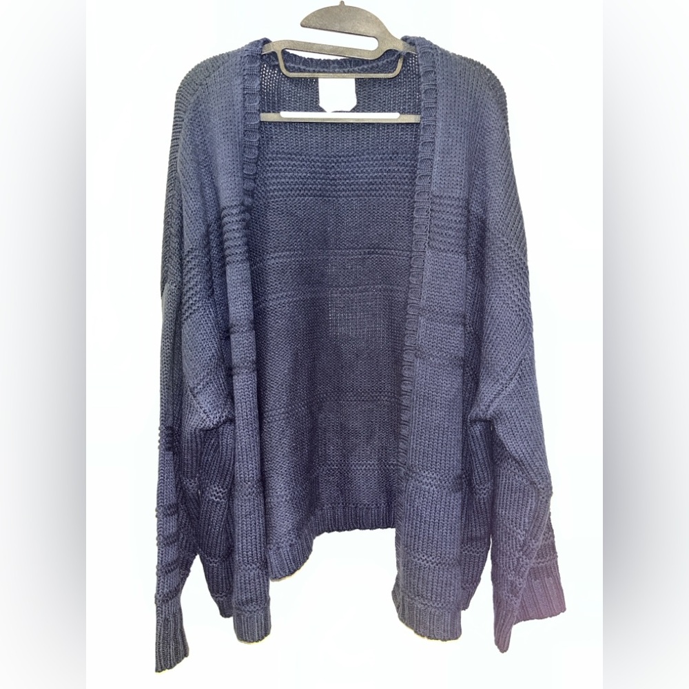 Harper Heritage Navy Blue Cardigan. Size Large.